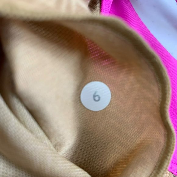 Lululemon Scoop Me Up Tank Size 6 - Picture 7 of 8